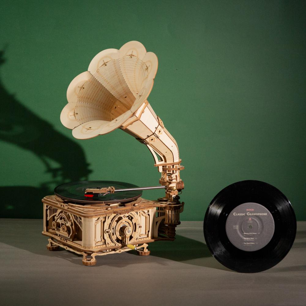 Robotime Hand Crank Classic Gramophone with Music 1:1 424pcs Wooden Model Building Kits Gift for Children & Adults /Home Decor